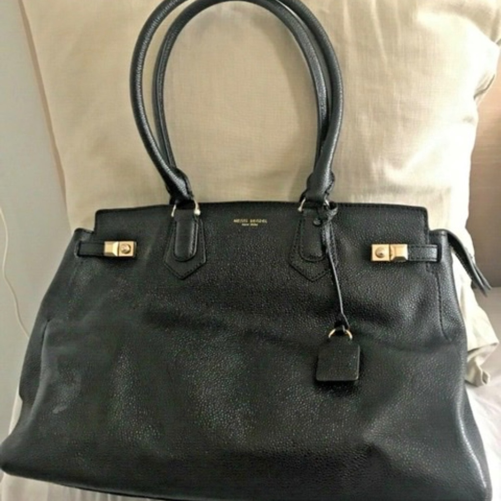 Henri Bendel Carlyle Satchel